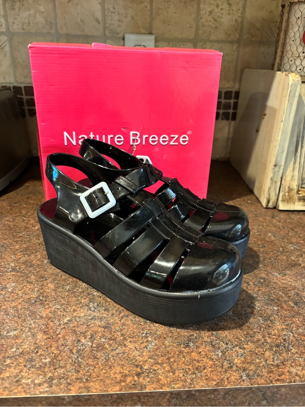 Nature Breeze Black Platform Fisherman Sandals with White Buckle